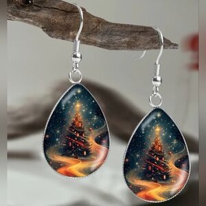 christmas holiday Festive Silver Christmas Tree Dangle Gift Earrings